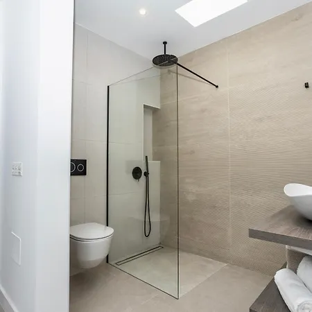 Luxurious Acebo 4 Bed, 4 Bath, Private Pool * פלאיה בלנקה