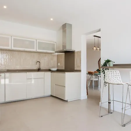 Luxurious Acebo 4 Bed, 4 Bath, Private Pool וילה פלאיה בלנקה