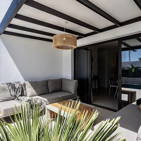 Luxurious Acebo 4 Bed, 4 Bath, Private Pool וילה פלאיה בלנקה