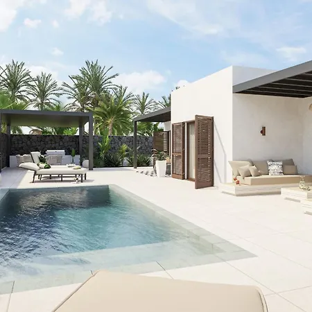 Villa Luxurious Acebo 4 Bed, 4 Bath, Private Pool